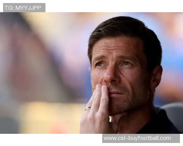 小法谈教练不公阿隆索称赞帕斯表现引发热议 小法谈教练不公阿隆索称赞帕斯表现引发热议