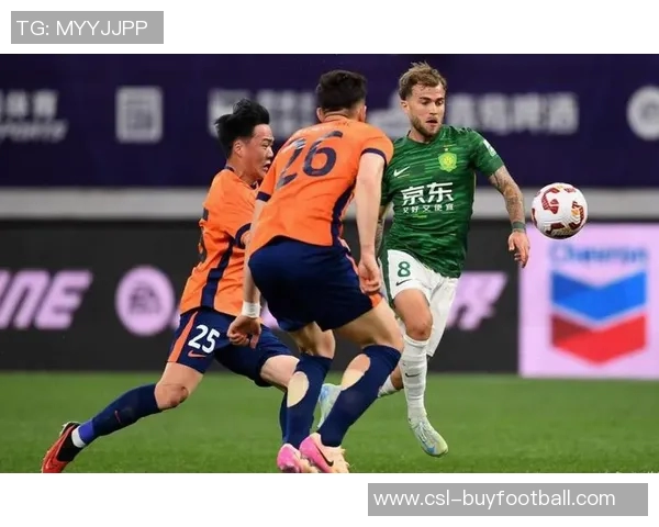 半场战报兰克尔泽补射得分青岛海牛暂时领先武汉三镇亚泰降级危机加剧 半场战报兰克尔泽补射得分青岛海牛暂时领先武汉三镇亚泰降级危机加剧