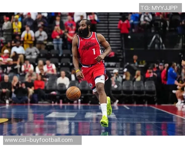 申京生涯第11场比赛创佳绩30分10板5助仅次于哈登和大梦成为队史第三多