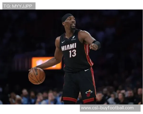 阿德巴约期待鲍威尔进化为全新得分机器展现个人魅力