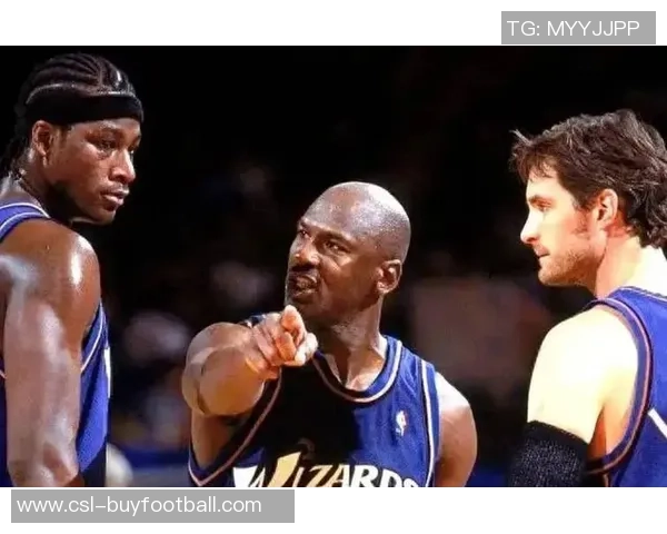 夸梅直言詹姆斯若不回防应考虑退役年龄不是借口