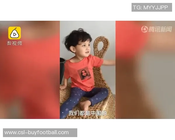 模特揭维尼修斯不当行为内幕私密照片和三人行暗示引发热议