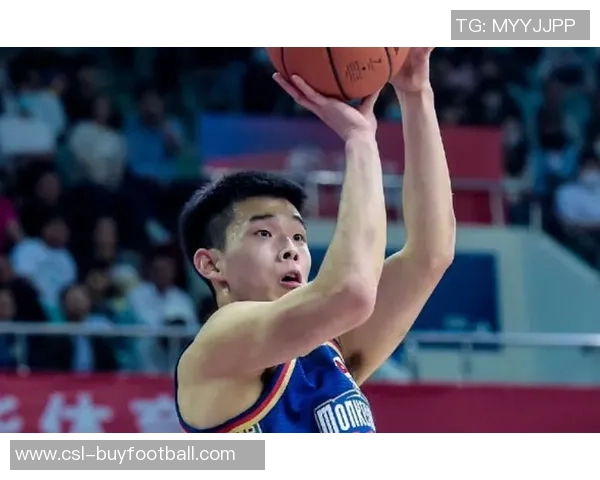 林葳在比赛中表现出色抓住机会贡献8分2板1助展现潜力